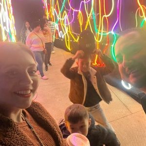 Meet your Posher, Deisy